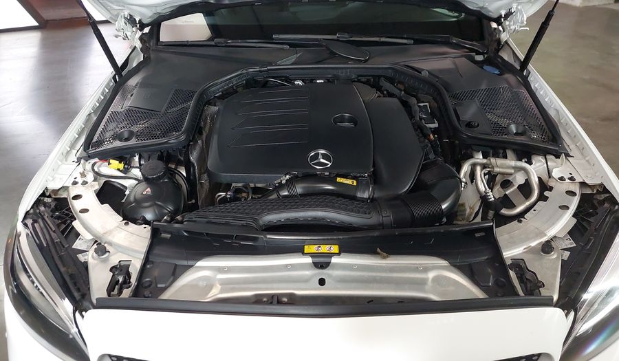 Mercedes Benz Clase C 2.0 300 AMG LINE AUTO Sedan 2019
