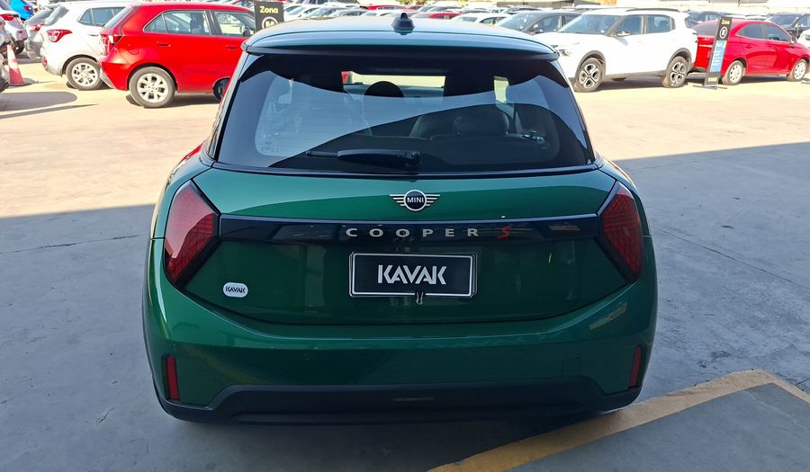 Mini Cooper 2.0 COOPER S FAVOURED AUTO Hatchback 2025