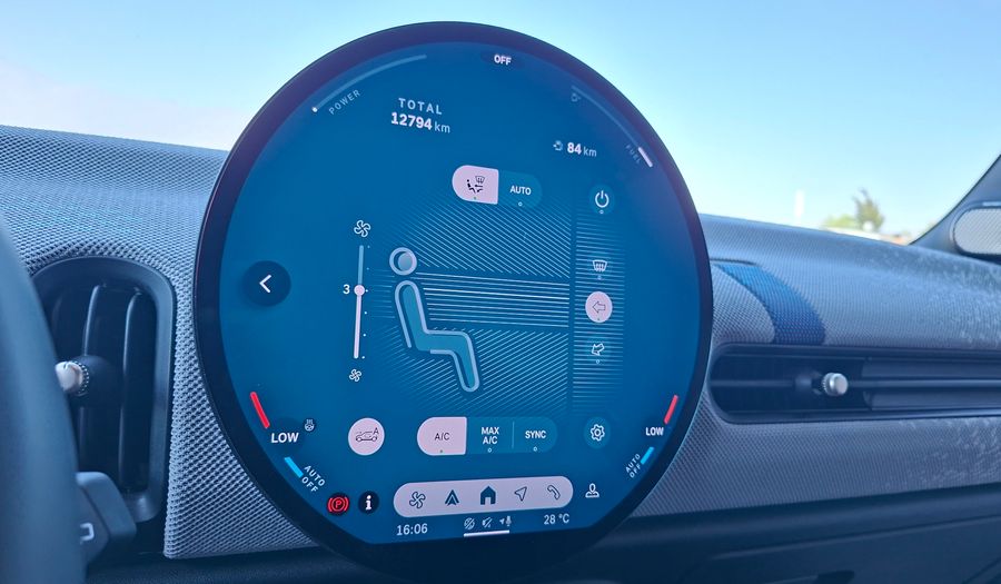 Mini Cooper 2.0 COOPER S FAVOURED AUTO Hatchback 2025