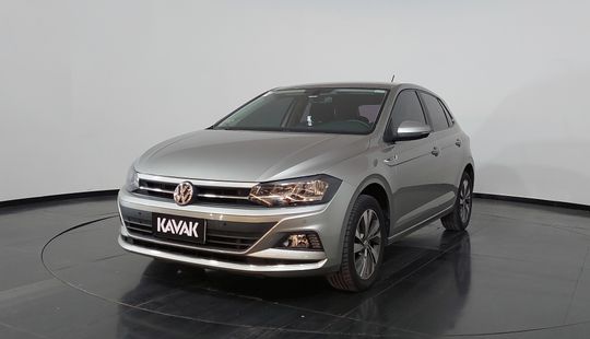 Volkswagen • Polo