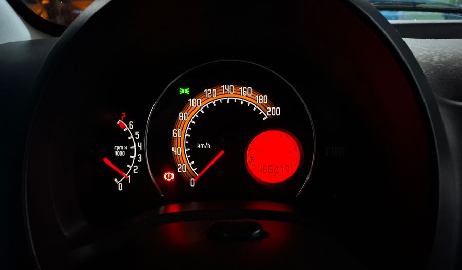 Fiat Uno 1.4 8V WAY 5P Hatchback 2011