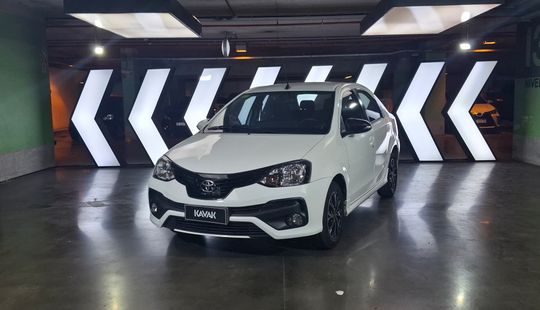 Toyota • Etios