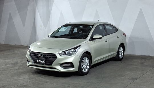 Hyundai • Accent