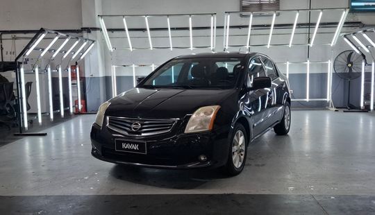 Nissan • Sentra