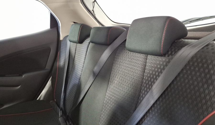 Mazda 2 1.5 TOURING TA Hatchback 2015