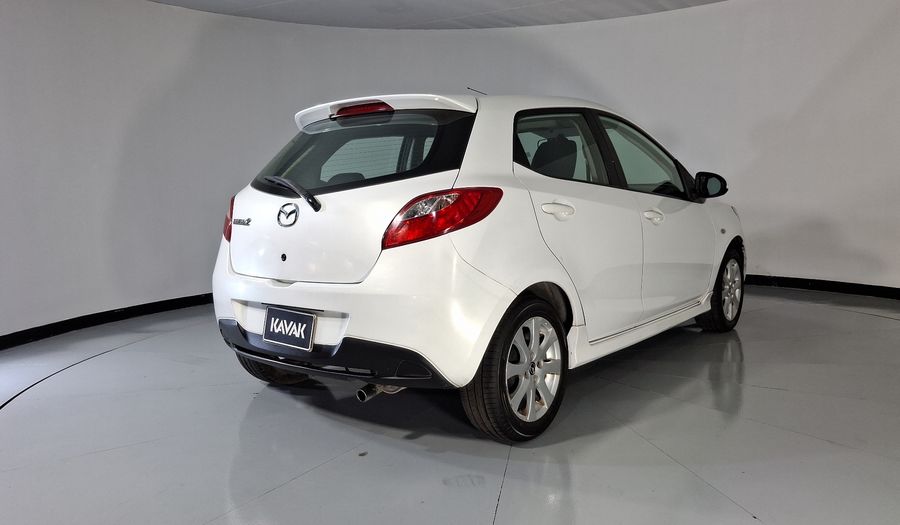 Mazda 2 1.5 TOURING TA Hatchback 2015