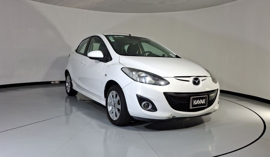 Mazda 2 1.5 TOURING TA Hatchback 2015