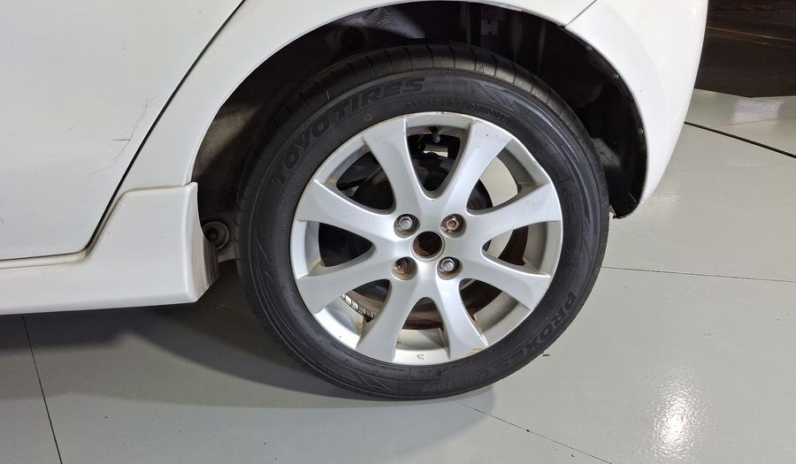 Mazda 2 1.5 TOURING TA Hatchback 2015