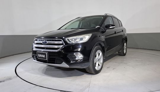 Ford • Escape