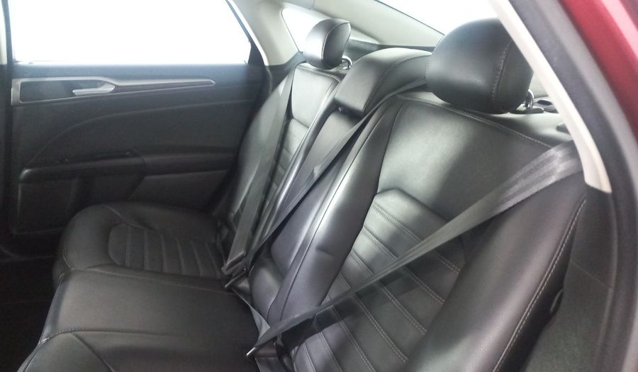 Ford Fusion 2.0 GTDI SE LUXURY PLUS NAV AT Sedan 2014