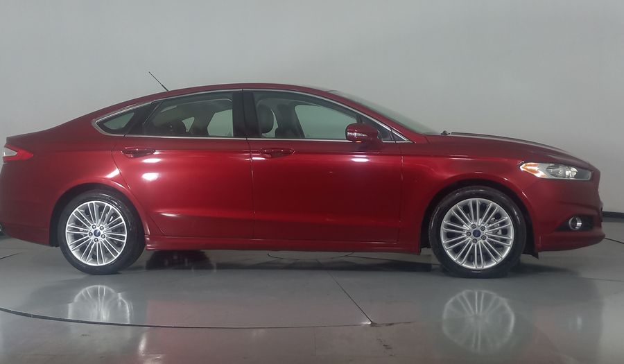 Ford Fusion 2.0 GTDI SE LUXURY PLUS NAV AT Sedan 2014