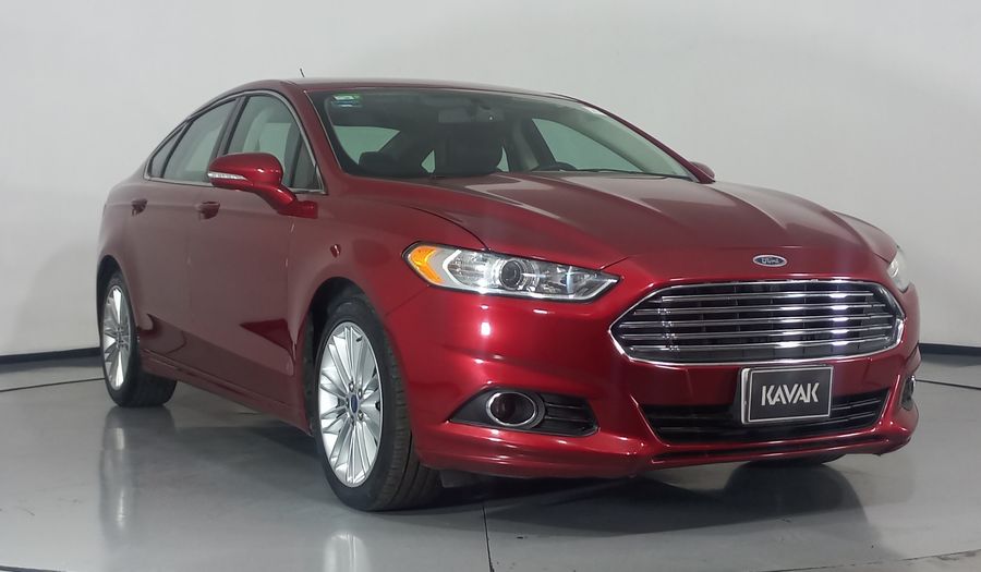 Ford Fusion 2.0 GTDI SE LUXURY PLUS NAV AT Sedan 2014