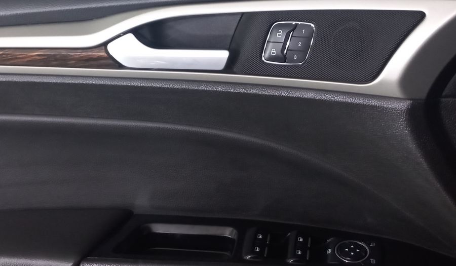 Ford Fusion 2.0 GTDI SE LUXURY PLUS NAV AT Sedan 2014