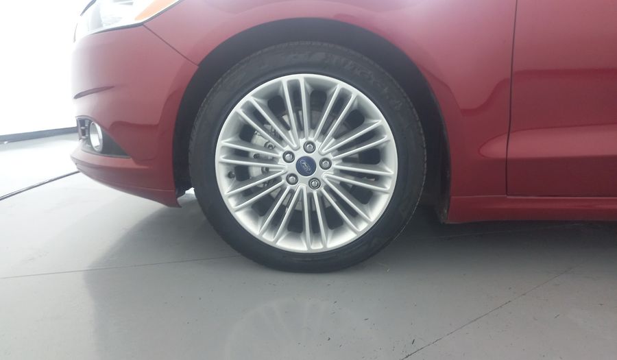 Ford Fusion 2.0 GTDI SE LUXURY PLUS NAV AT Sedan 2014