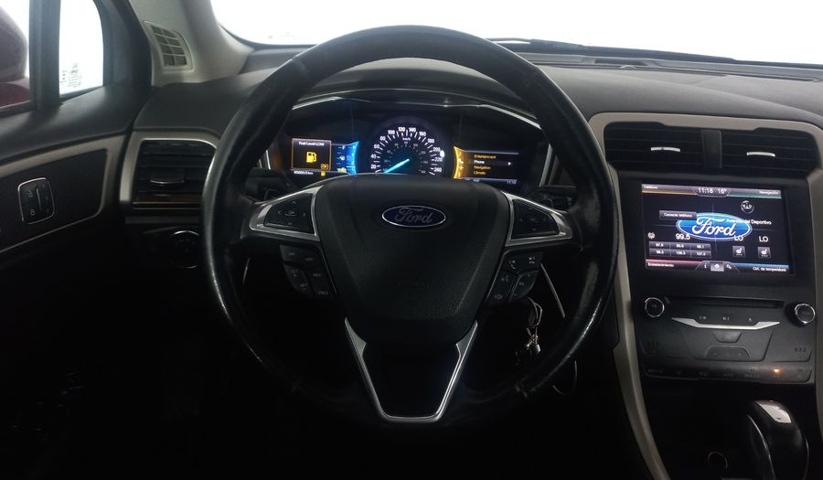 Ford Fusion 2.0 GTDI SE LUXURY PLUS NAV AT Sedan 2014