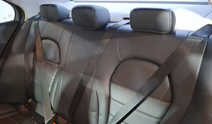 Mercedes Benz Clase C 2.0 200 CGI SPORT AT Sedan 2015