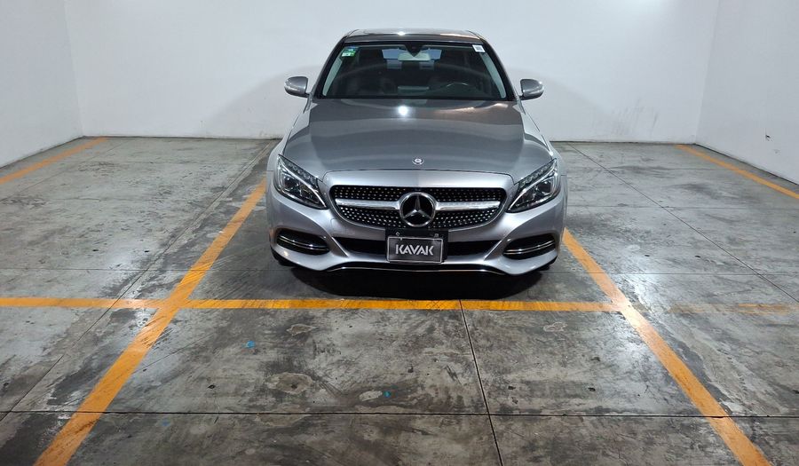Mercedes Benz Clase C 2.0 200 CGI SPORT AT Sedan 2015