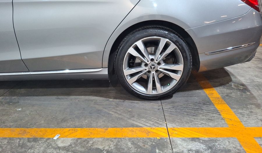 Mercedes Benz Clase C 2.0 200 CGI SPORT AT Sedan 2015