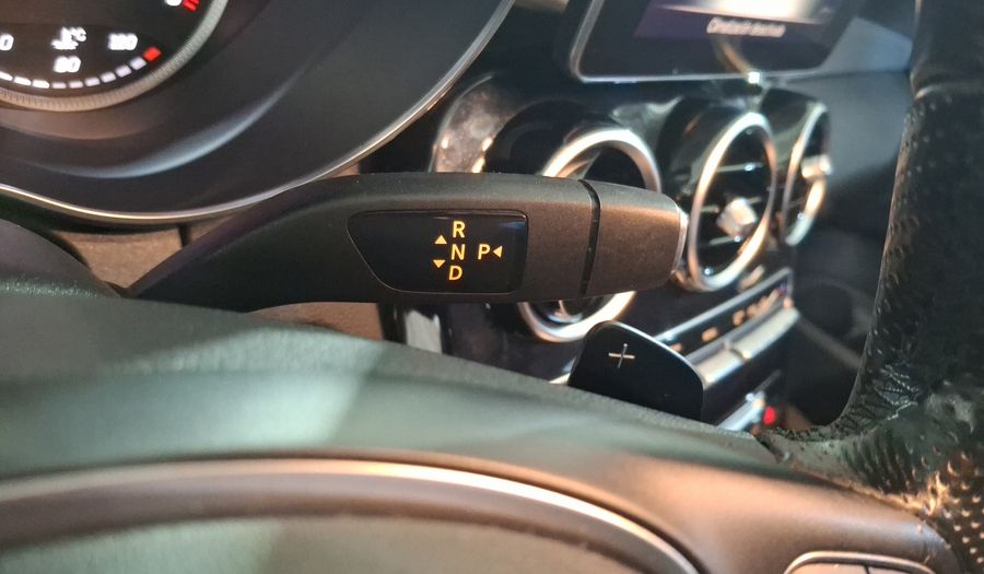 Mercedes Benz Clase C 2.0 200 CGI SPORT AT Sedan 2015