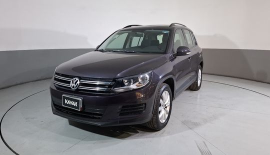 Volkswagen • Tiguan