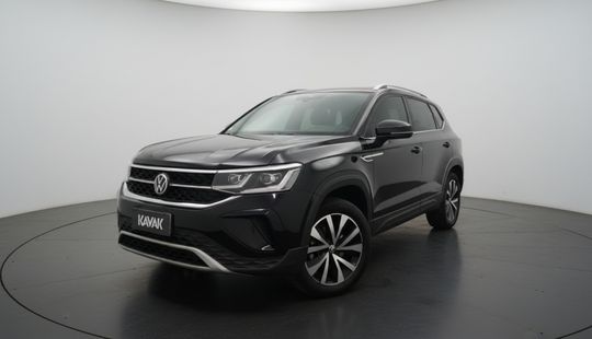 Volkswagen • Taos