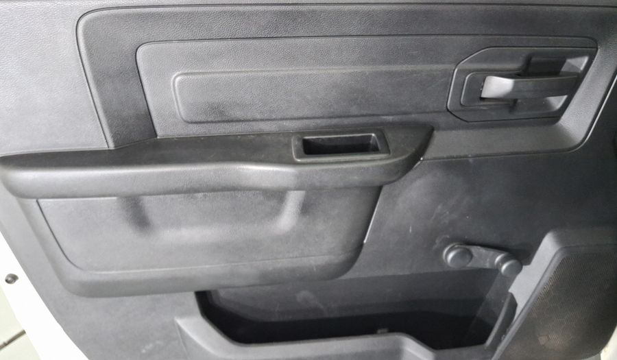 Ram 1500 3.6 V6 ST AT Pickup 2015