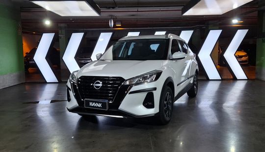 Nissan • Kicks Play