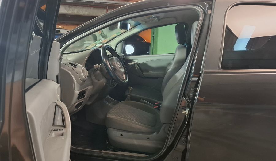 Fiat Palio 1.4 ATTRACTIVE Hatchback 2014