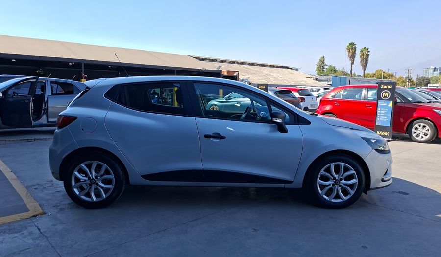 Renault Clio 1.2 AUTHENTIQUE Hatchback 2019