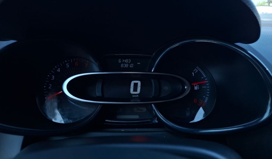 Renault Clio 1.2 AUTHENTIQUE Hatchback 2019