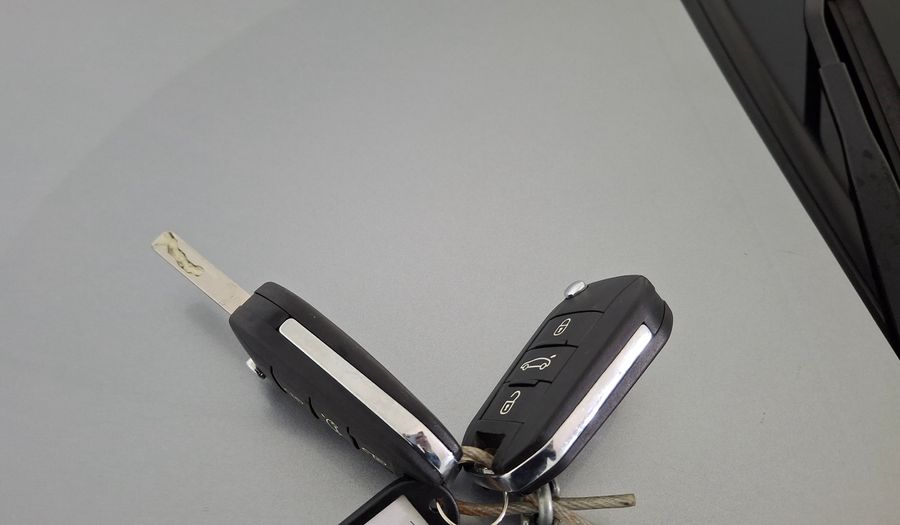 Peugeot 301 1.6 HDI 92HP ALLURE Sedan 2021