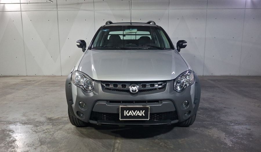 Ram 700 1.6 CLUB CAB Pickup 2017