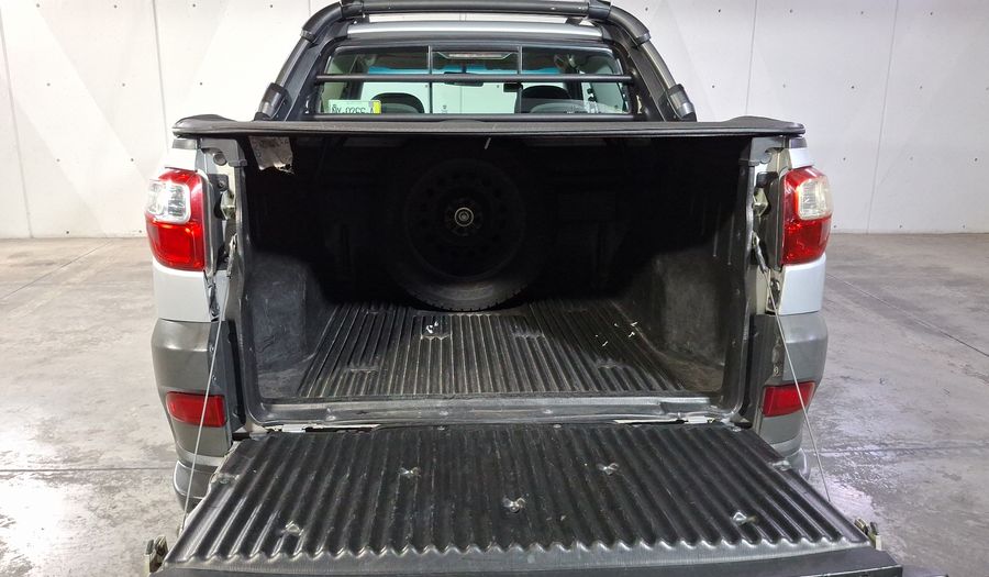 Ram 700 1.6 CLUB CAB Pickup 2017