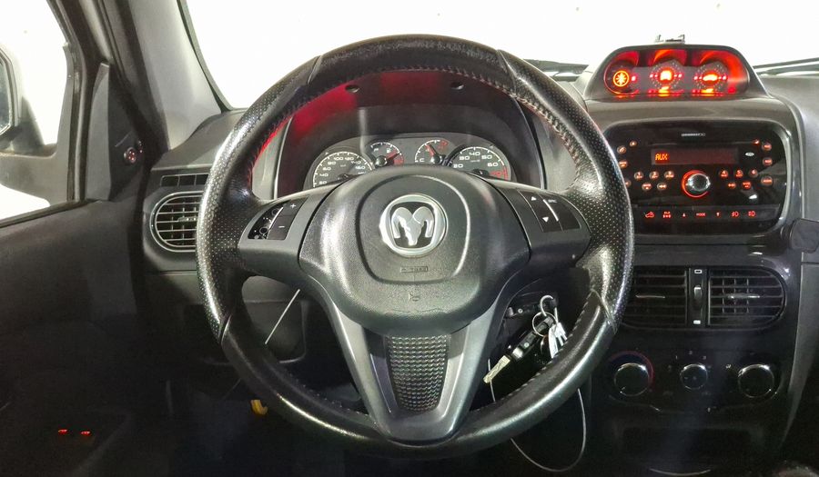 Ram 700 1.6 CLUB CAB Pickup 2017