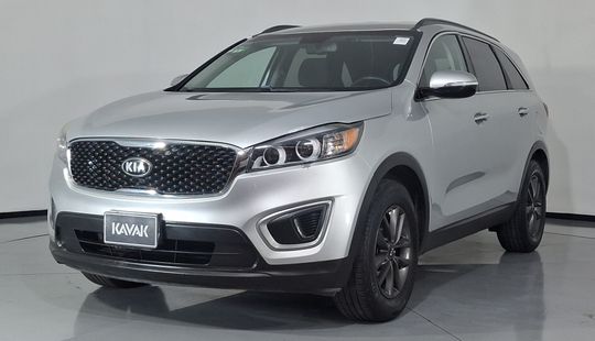 Kia • Sorento