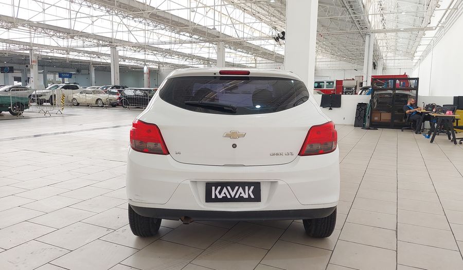 Chevrolet Onix 1.4 SPE/4 LTZ Hatchback 2016