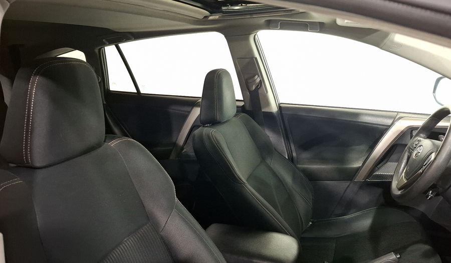 Toyota Rav4 2.5 XLE AT Suv 2013