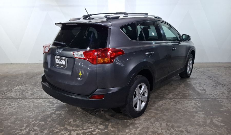 Toyota Rav4 2.5 XLE AT Suv 2013
