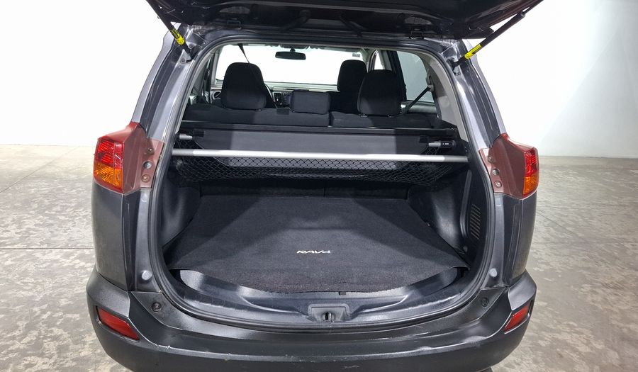 Toyota Rav4 2.5 XLE AT Suv 2013