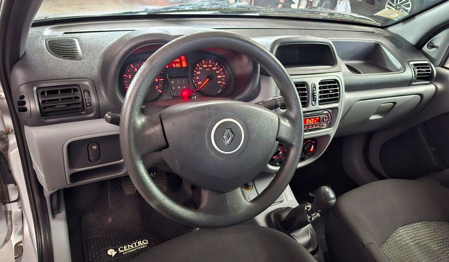 Renault Clio 1.1 PACK PLUS Hatchback 2012