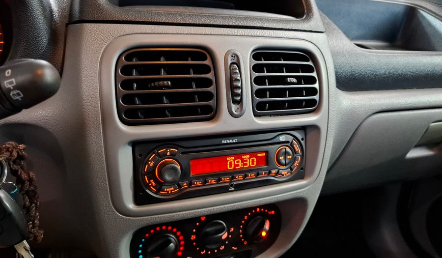 Renault Clio 1.1 PACK PLUS Hatchback 2012