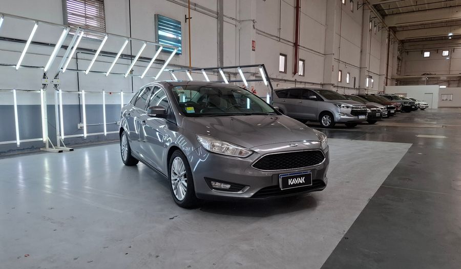 Ford Focus Iii 2.0 SE PLUS AT Sedan 2018