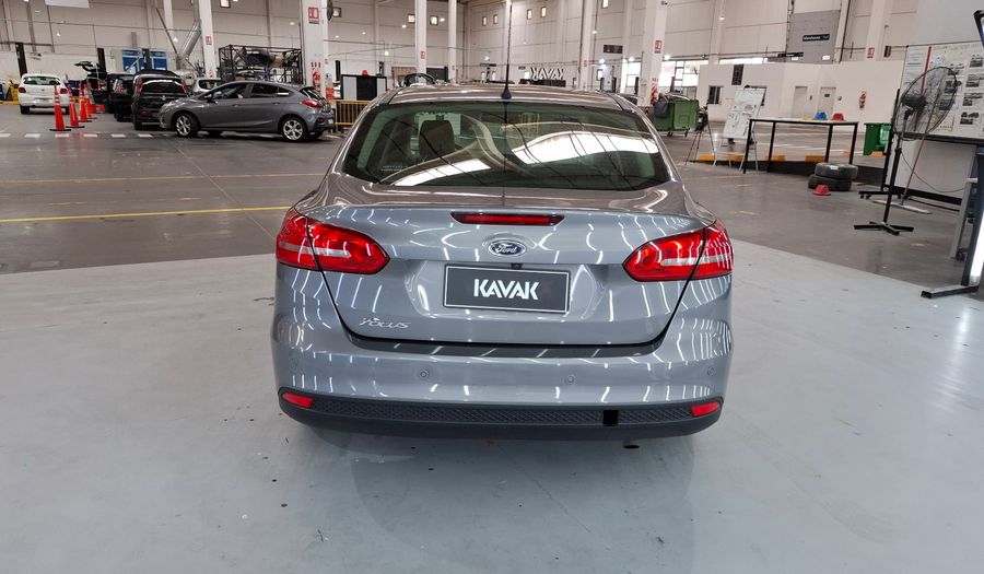 Ford Focus Iii 2.0 SE PLUS AT Sedan 2018