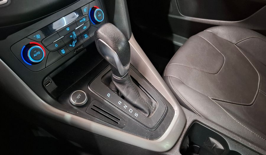Ford Focus Iii 2.0 SE PLUS AT Sedan 2018