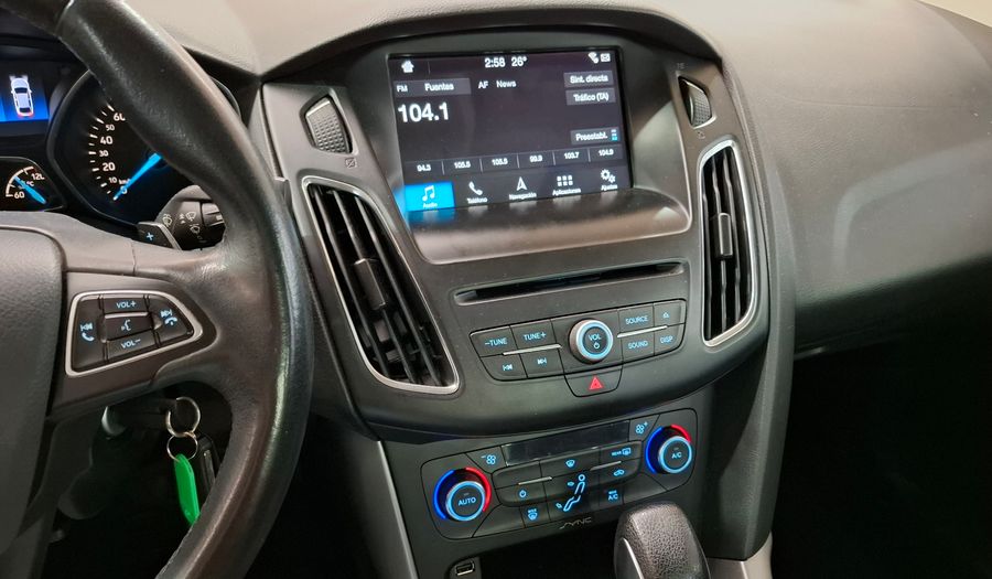 Ford Focus Iii 2.0 SE PLUS AT Sedan 2018