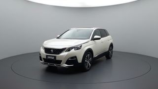 Peugeot • 5008