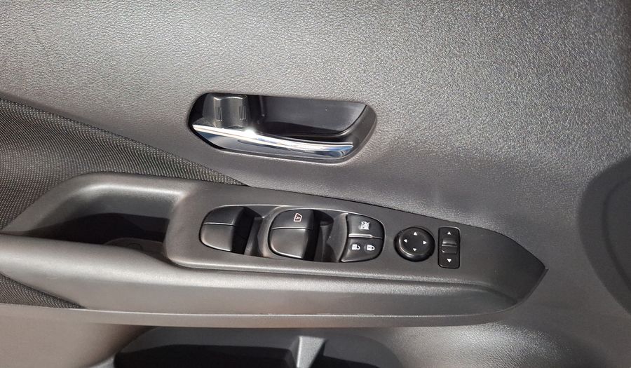 Nissan Kicks Play 1.6 ADVANCE CVT Suv 2025