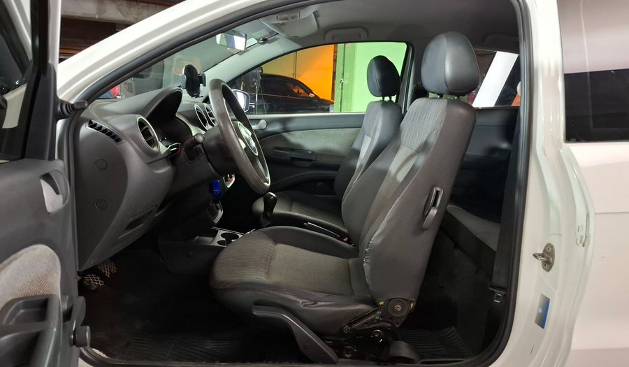 Volkswagen Gol Trend 1.6 SERIE Hatchback 2013