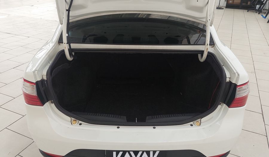 Fiat Grand Siena 1.4 ATTRACTIVE Sedan 2014