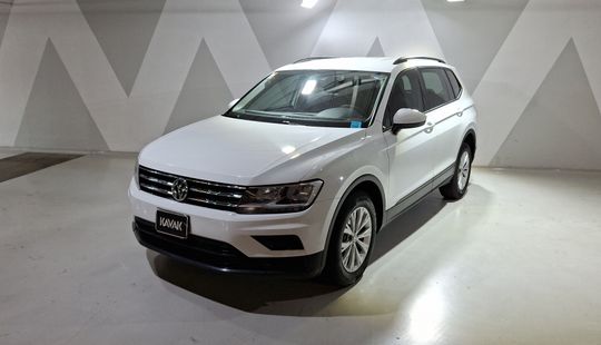 Volkswagen • Tiguan